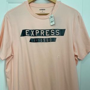 Men’s Express tee NWT Lt Pink